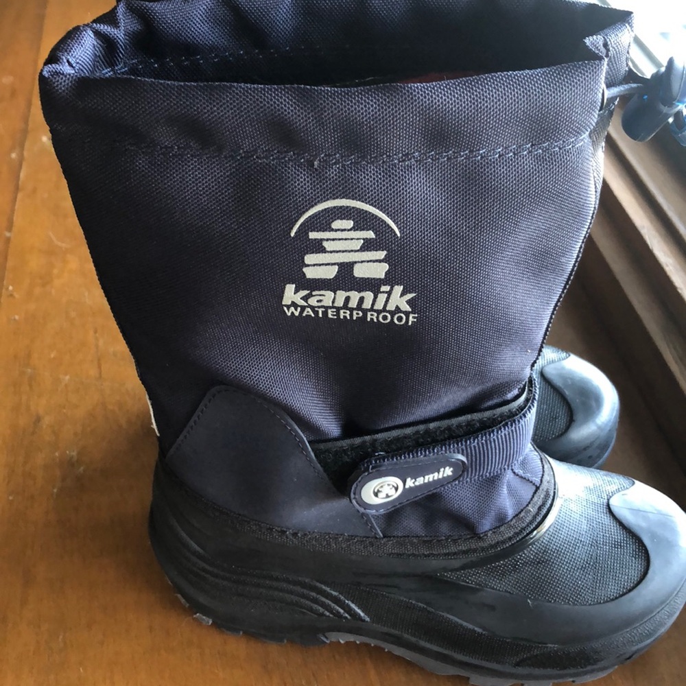 Navy Kamik boots size 1 Winter Boots